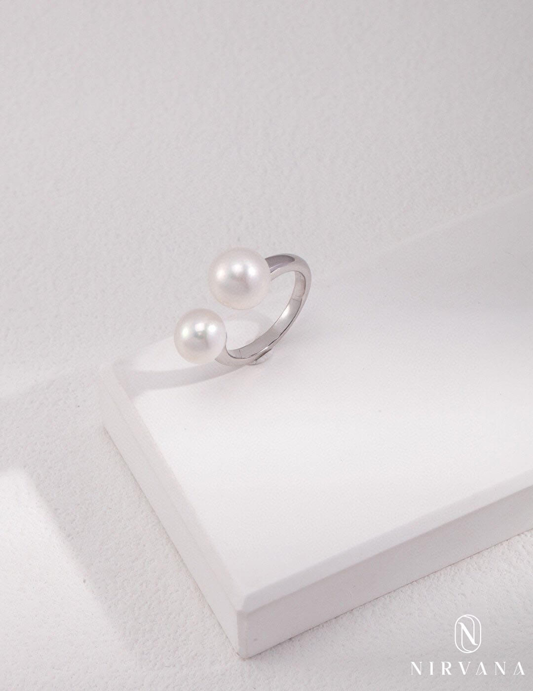 Minimalist Natural Pearl Adjustable Open Ring