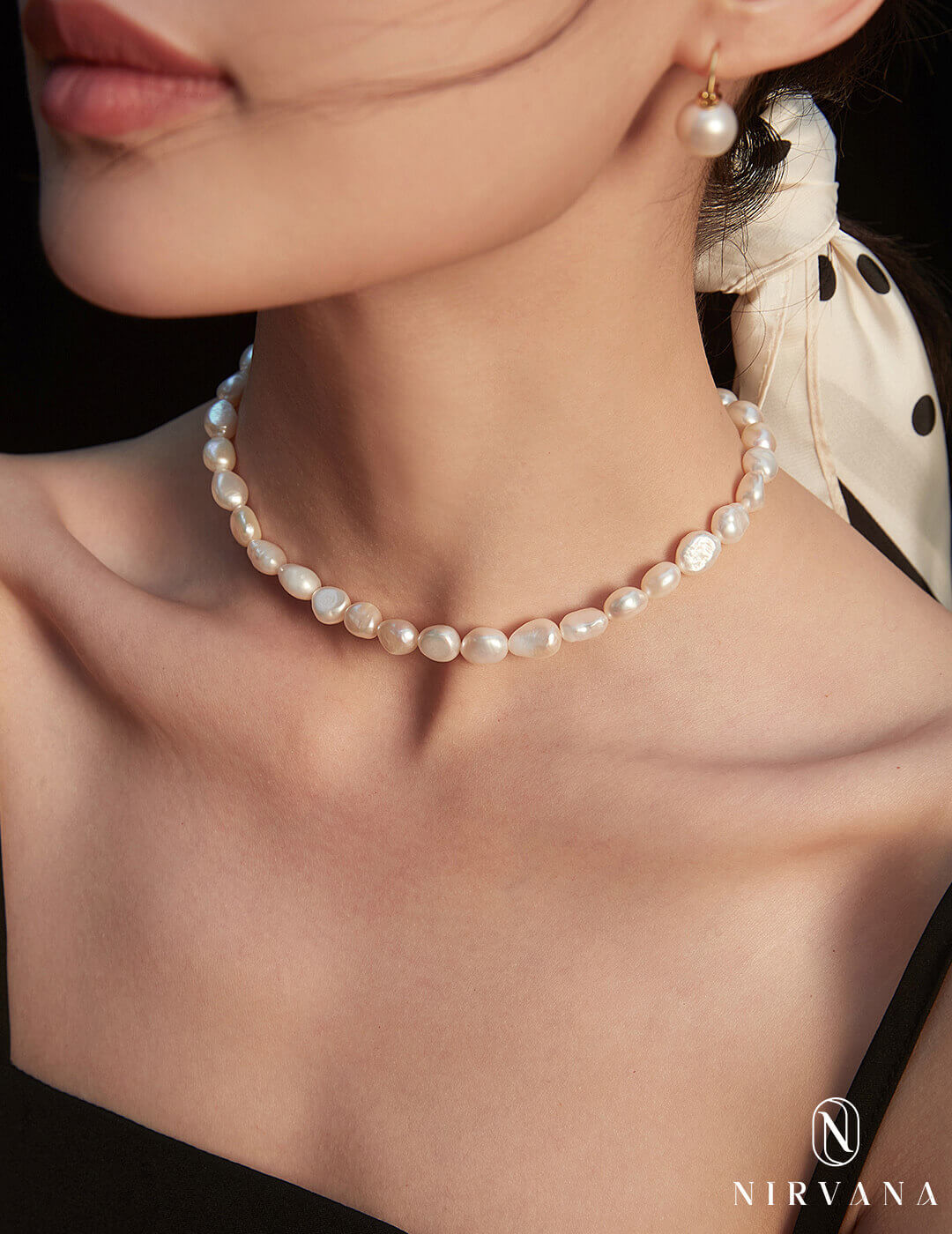 Elegant Classic Baroque Pearl Necklace