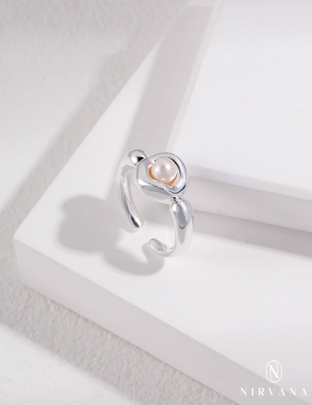 Minimalist Natural Pearl Ring